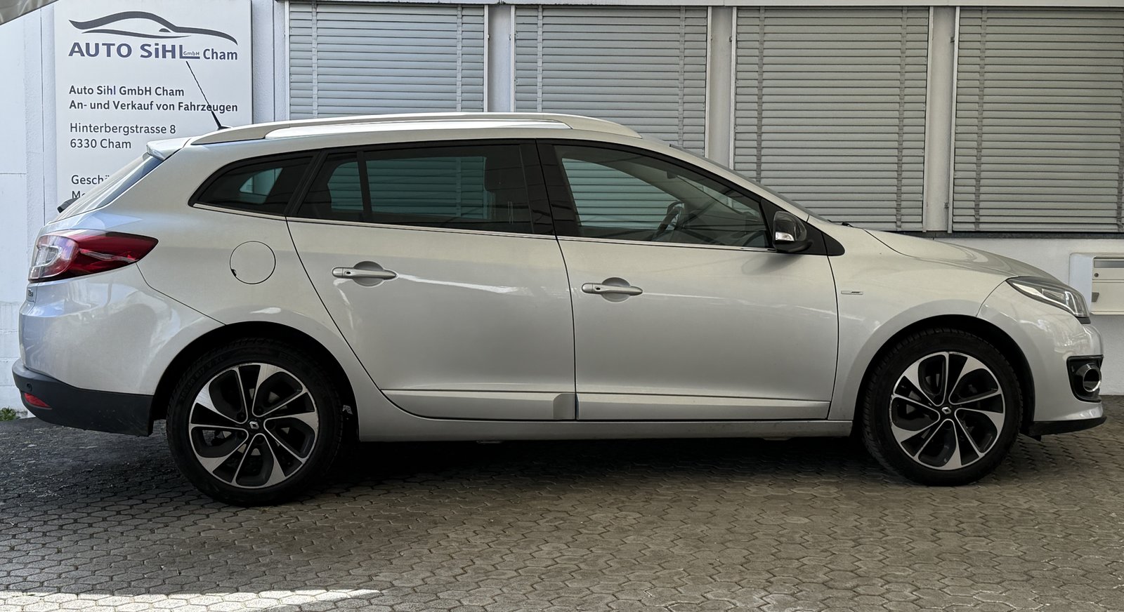RENAULT Mégane Grandtour 1.2 16V Turbo Bose, Benzin, Occasion / Gebraucht, Handschaltung - 4