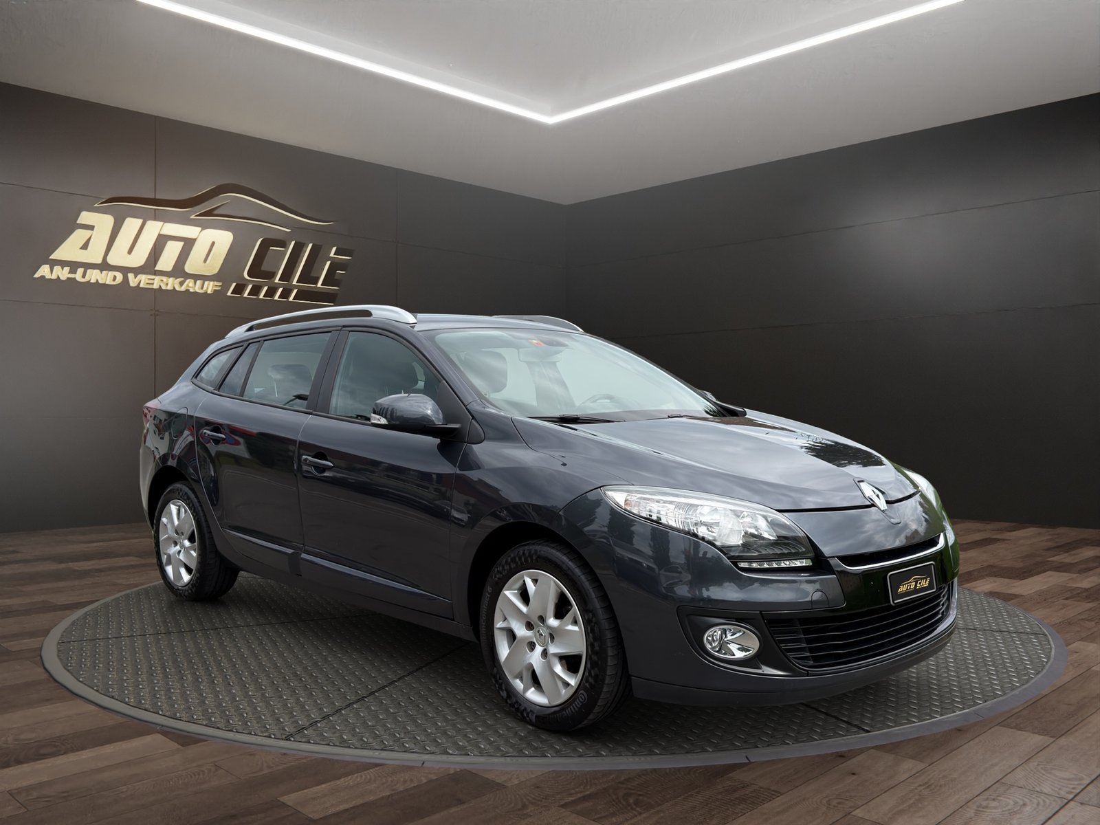 RENAULT Mégane Grandtour 1.2 16V Turbo Dynamique, Petrol, Second hand / Used, Manual - 3