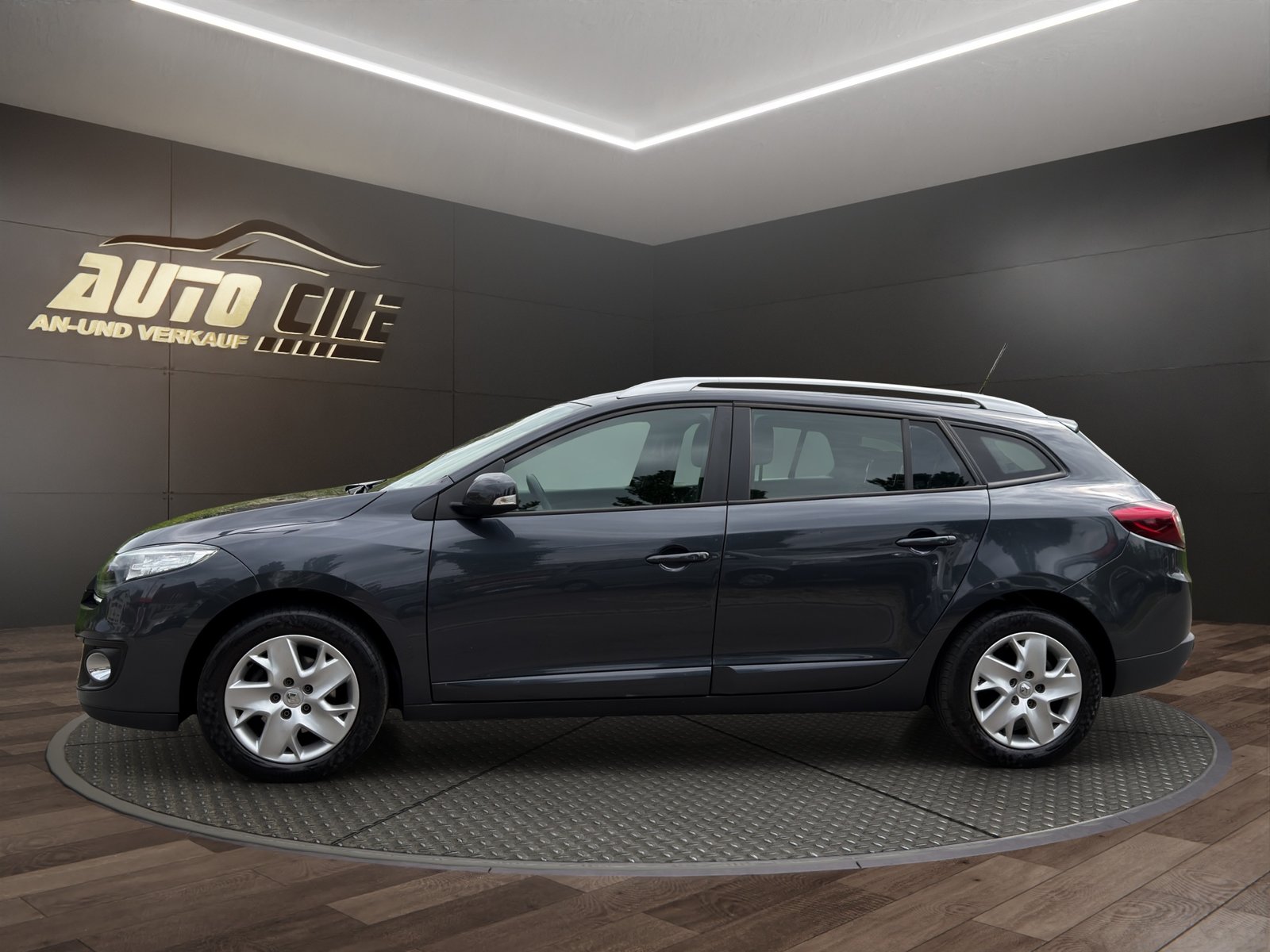 RENAULT Mégane Grandtour 1.2 16V Turbo Dynamique, Petrol, Second hand / Used, Manual - 4