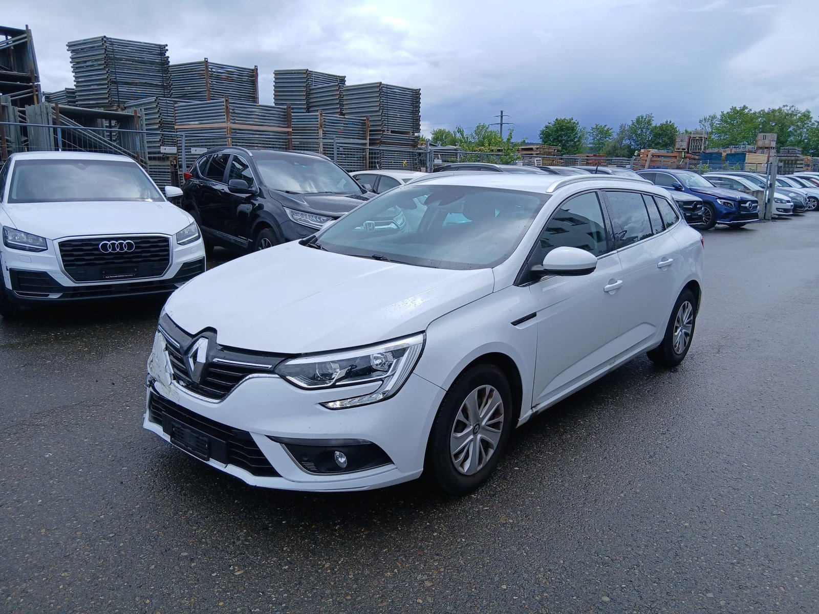RENAULT Mégane Grandtour 1.5 dCi 90th Anniversary EDC, Diesel, Occasion / Gebraucht, Automatik - 2
