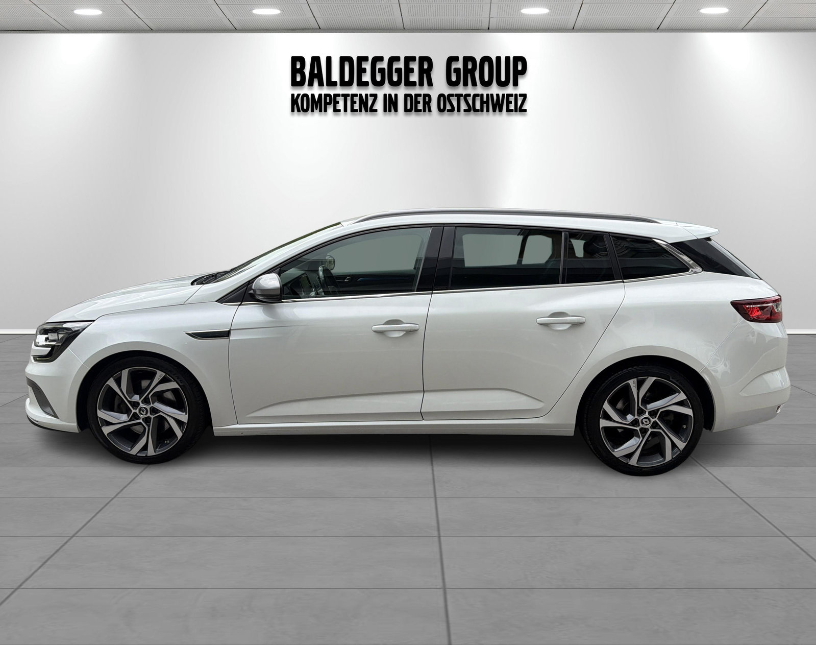 RENAULT Mégane Grandtour 1.6 TCe 205 G, Petrol, Second hand / Used, Automatic - 2