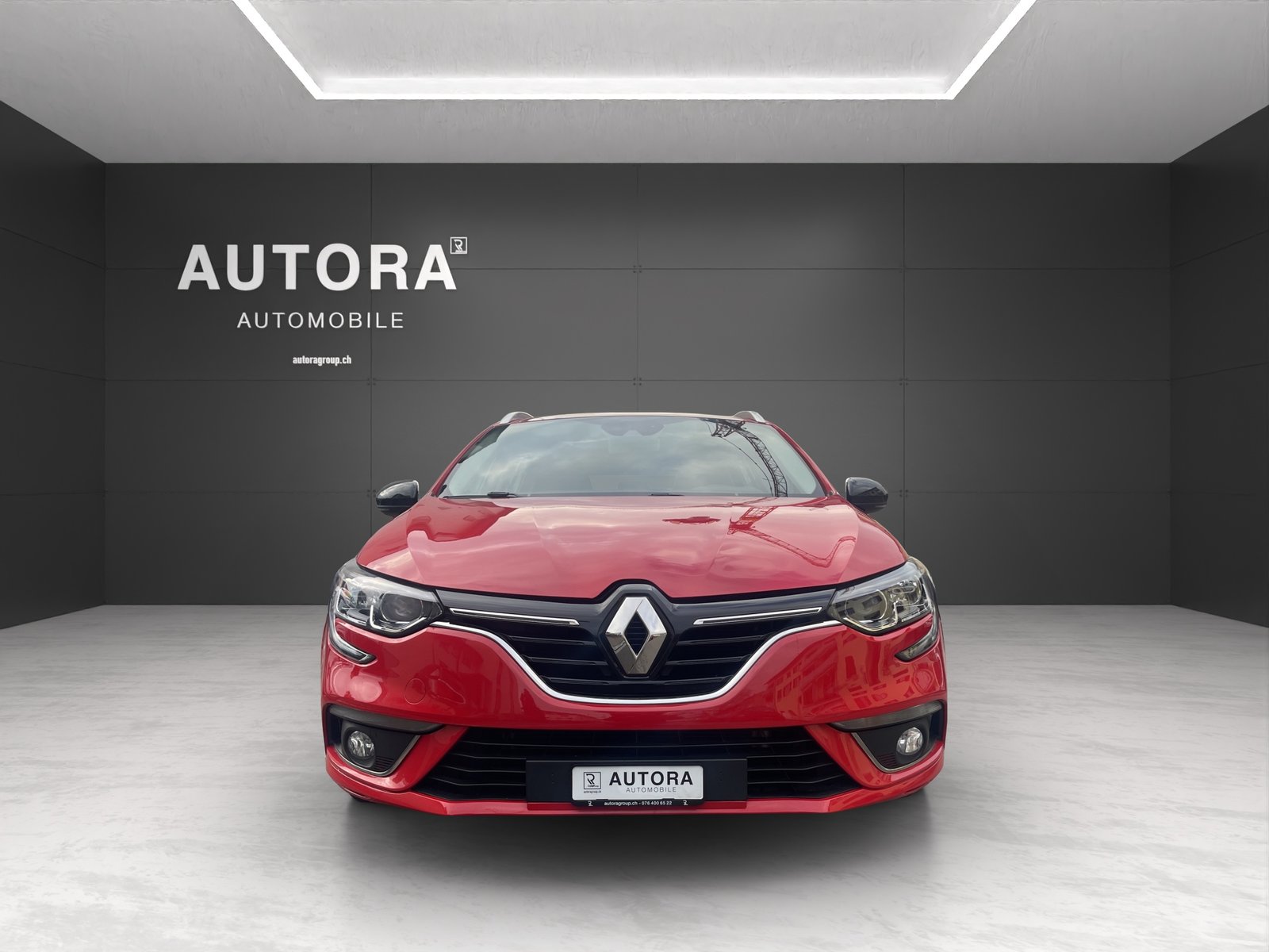 RENAULT Mégane Grandtour 1.5 dCi GT Line EDC, Diesel, Second hand / Used, Automatic - 2