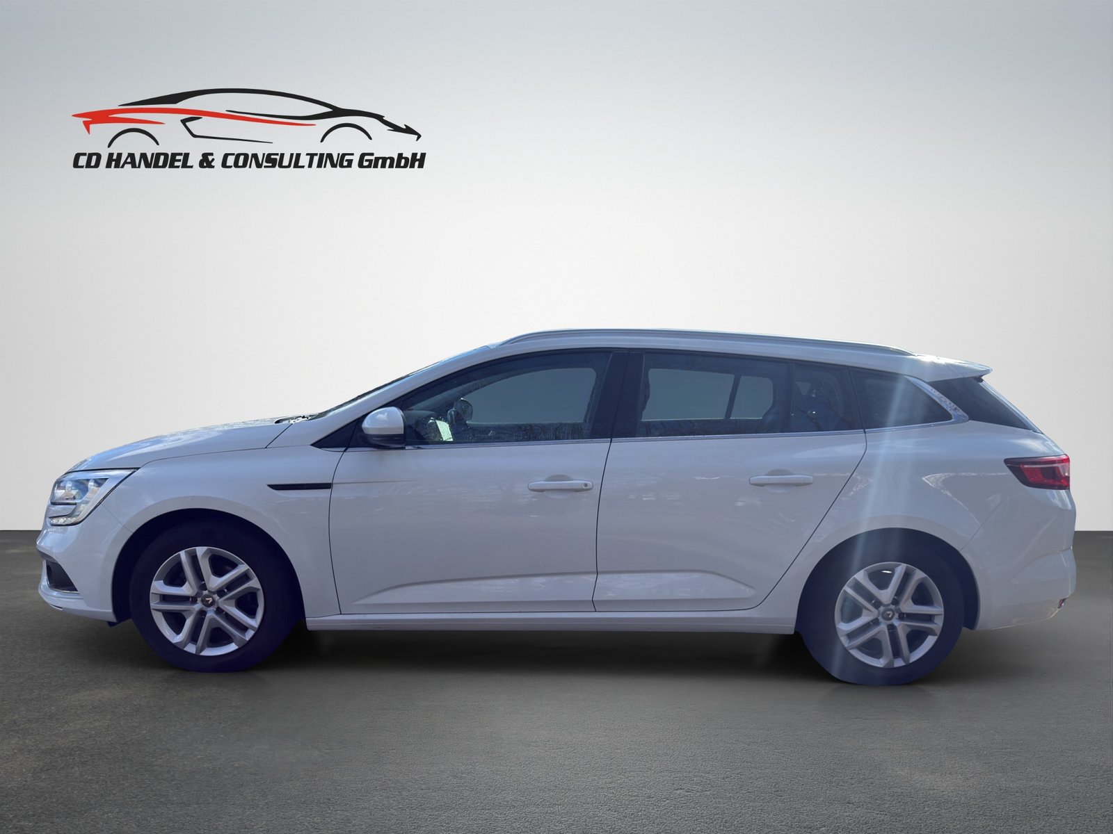 RENAULT Mégane Grandtour 1.5 dCi Business EDC, Diesel, Second hand / Used, Automatic - 5