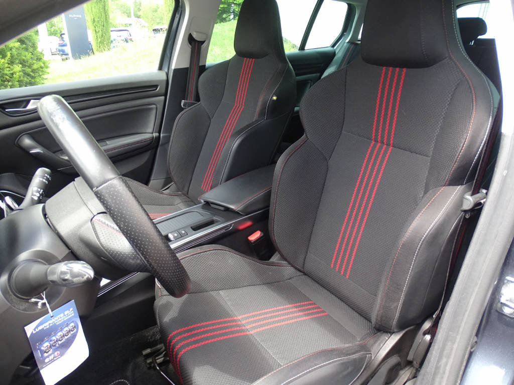 RENAULT Mégane Grandtour RSLINE 1.6 E-Tech PHEV, Plug-in-Hybrid Petrol/Electric, Second hand / Used, Automatic - 5