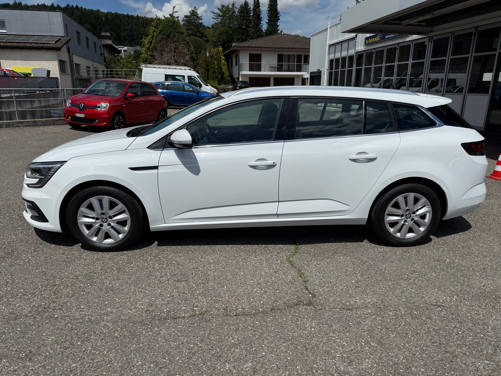 RENAULT Mégane Grandtour 1.5 dCi Business EDC, Diesel, Second hand / Used, Automatic - 3