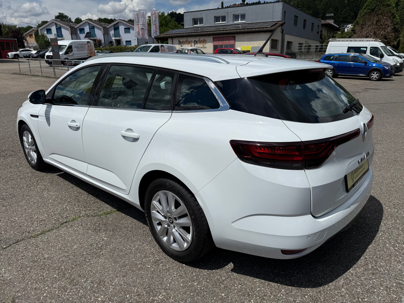RENAULT Mégane Grandtour 1.5 dCi Business EDC, Diesel, Second hand / Used, Automatic - 4