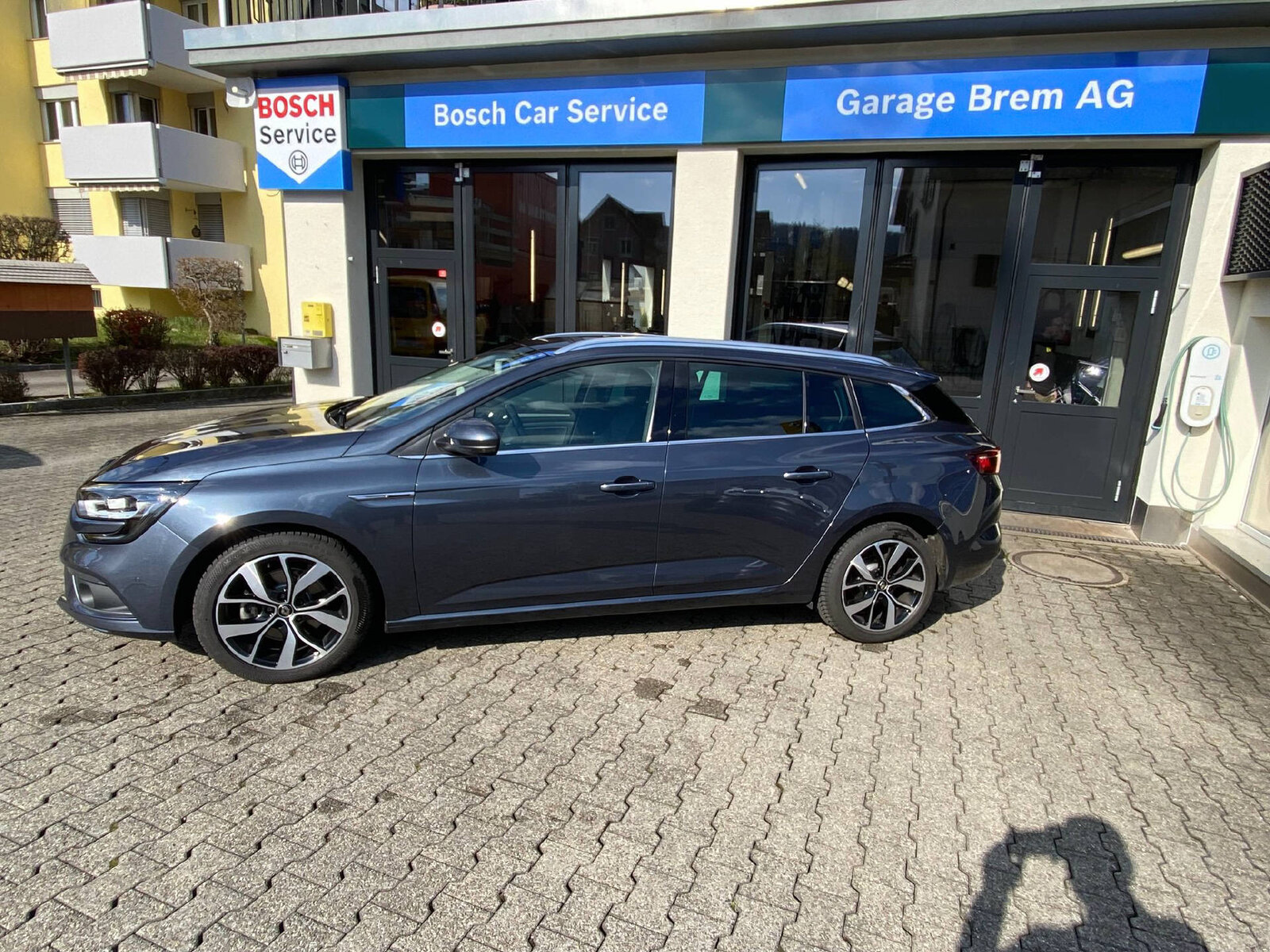 RENAULT Mégane Grandtour 1.3 TCe 160 Intens EDC PF, Petrol, Second hand / Used, Automatic - 3