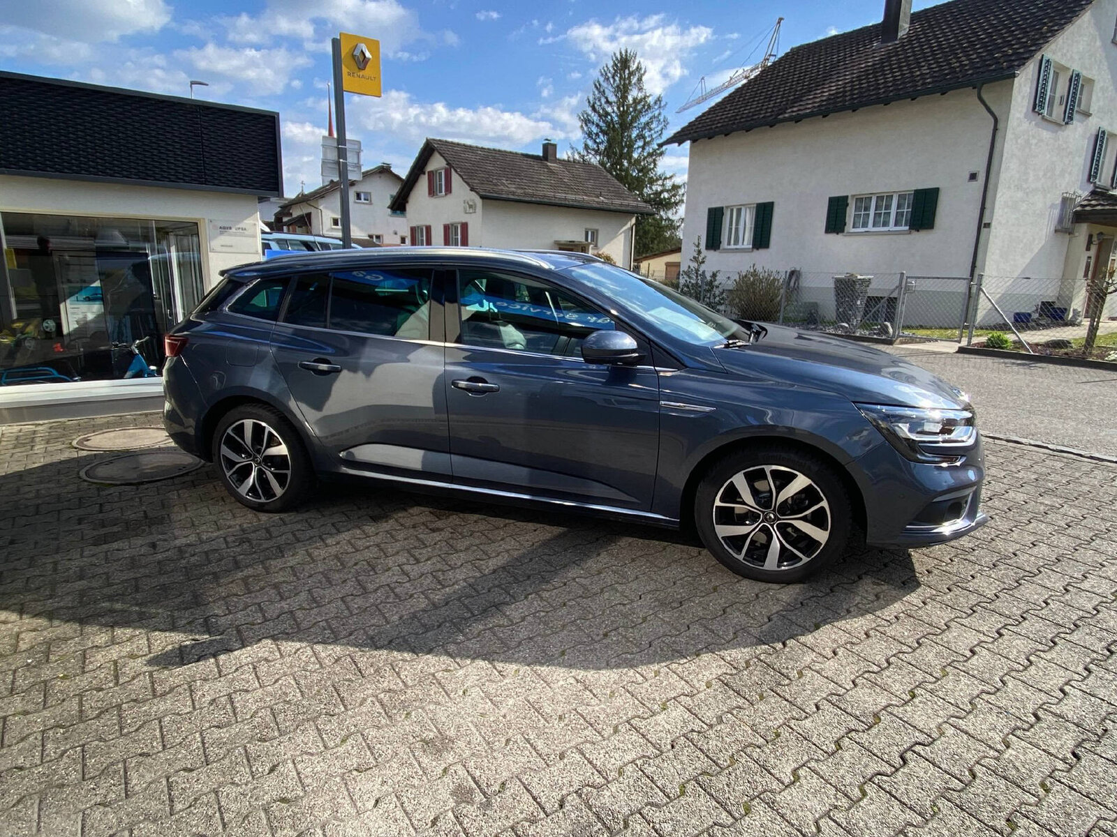 RENAULT Mégane Grandtour 1.3 TCe 160 Intens EDC PF, Petrol, Second hand / Used, Automatic - 5