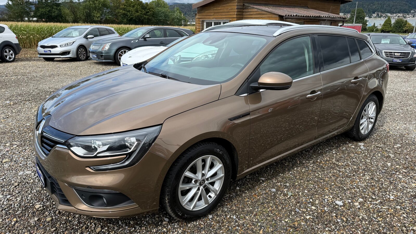 RENAULT Mégane Grandtour 1.2 16V Turbo Zen EDC