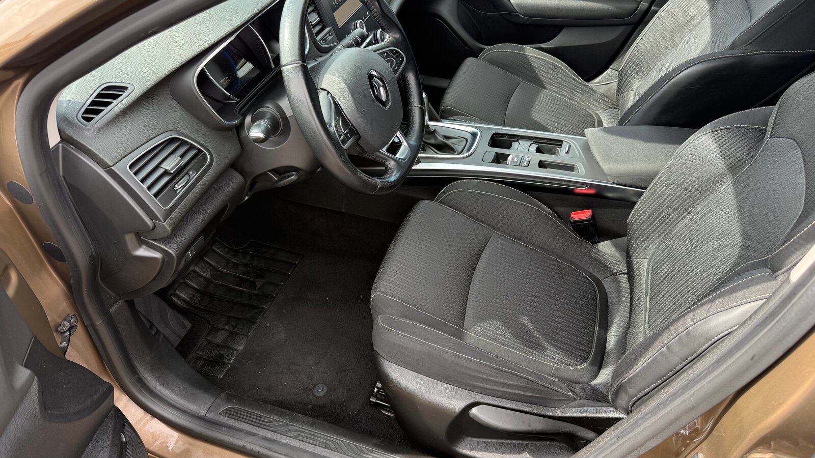 RENAULT Mégane Grandtour 1.2 16V Turbo Zen EDC, Benzina, Occasioni / Usate, Automatico - 2