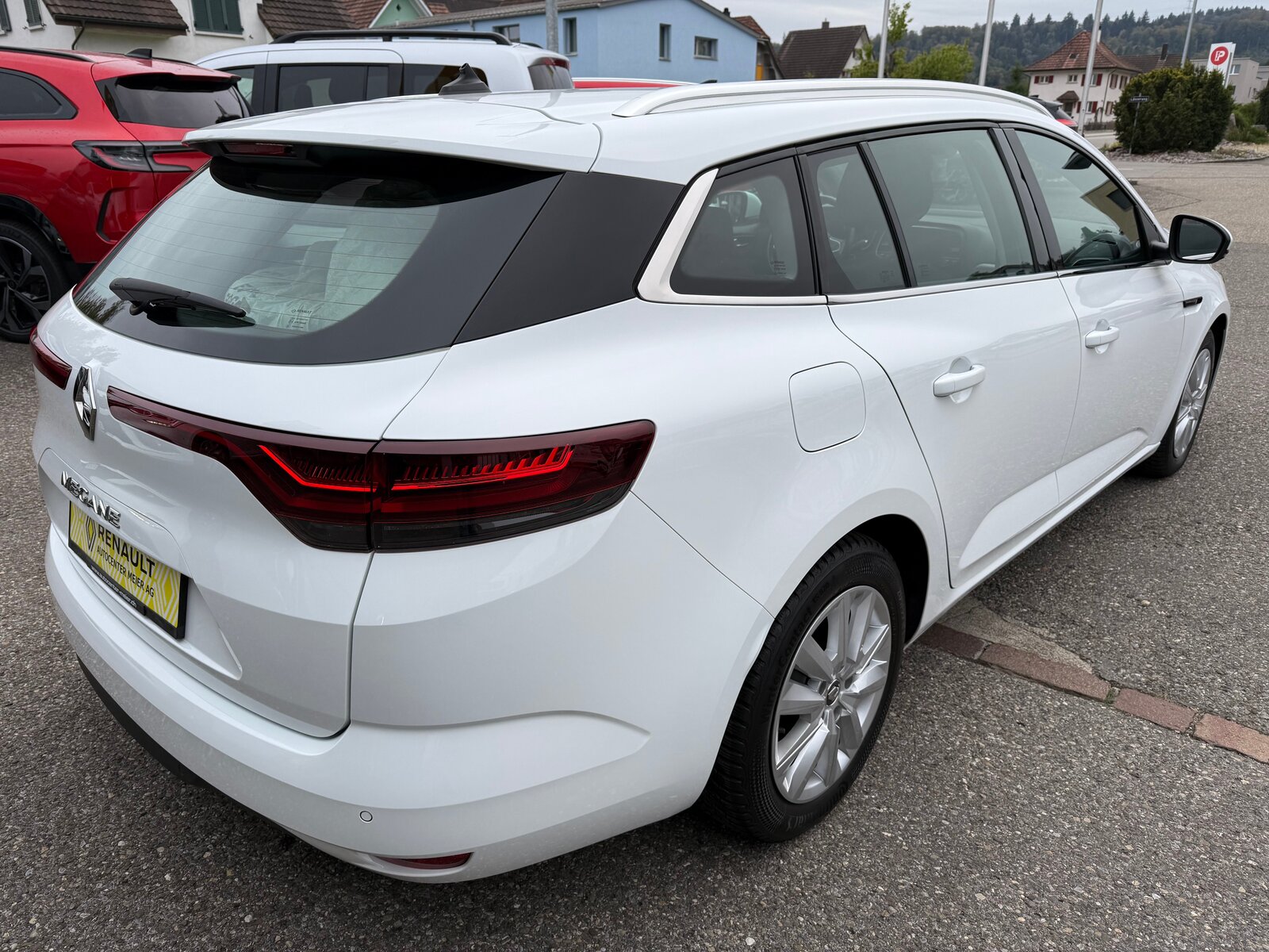 RENAULT Mégane Grandtour 1.5 dCi Business EDC, Diesel, Occasion / Utilisé, Automatique - 6