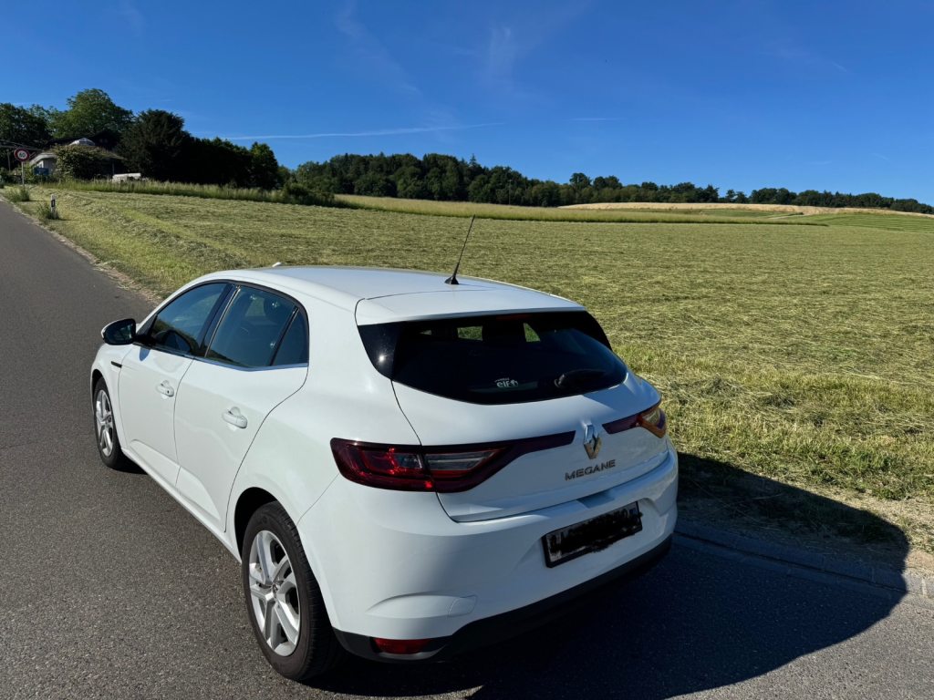 RENAULT MÉGANE 1.2 TCe Zen, Benzin, Occasion / Gebraucht, Handschaltung - 3