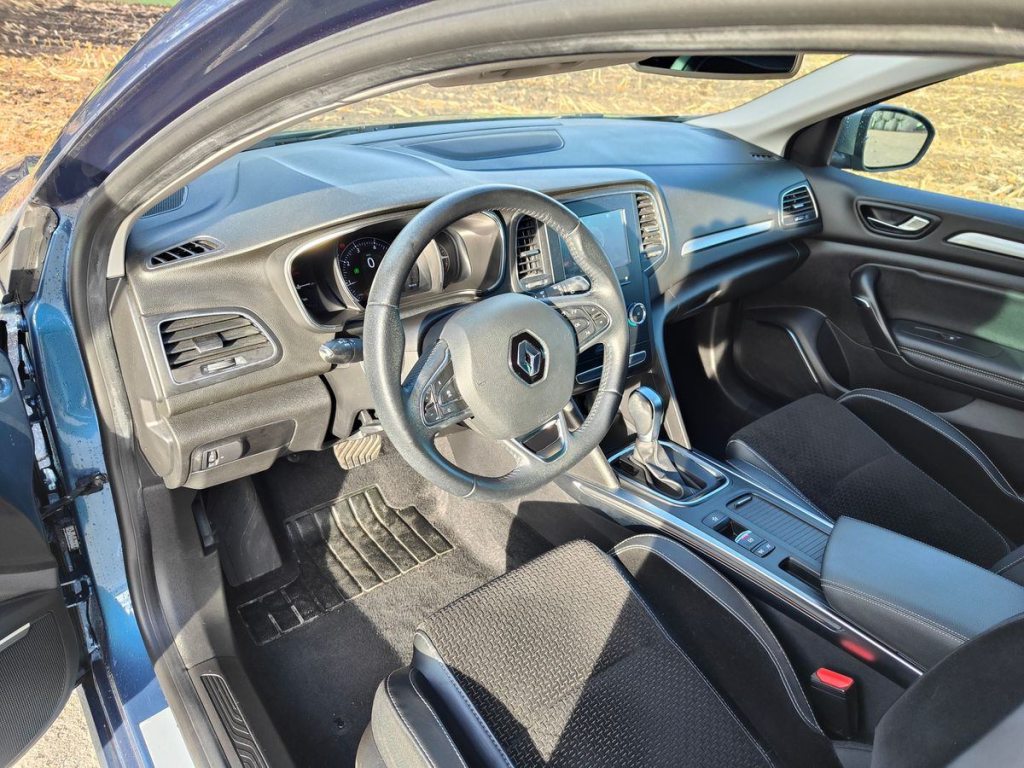 RENAULT MÉGANE 1.3 TCe 160 GT Line EDC, Benzin, Occasion / Gebraucht, Automatik - 4