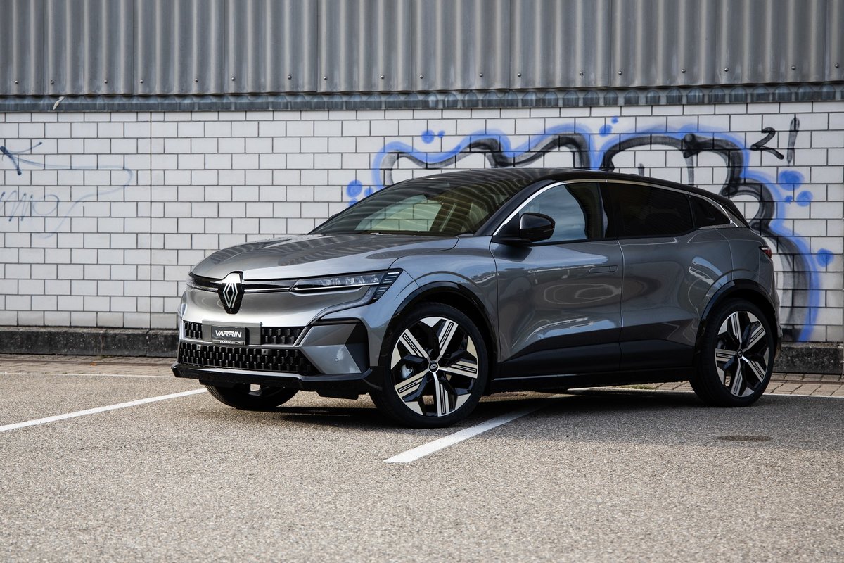 RENAULT Mégane E-TECH EV60 Iconic, Electric, Second hand / Used, Automatic - 3