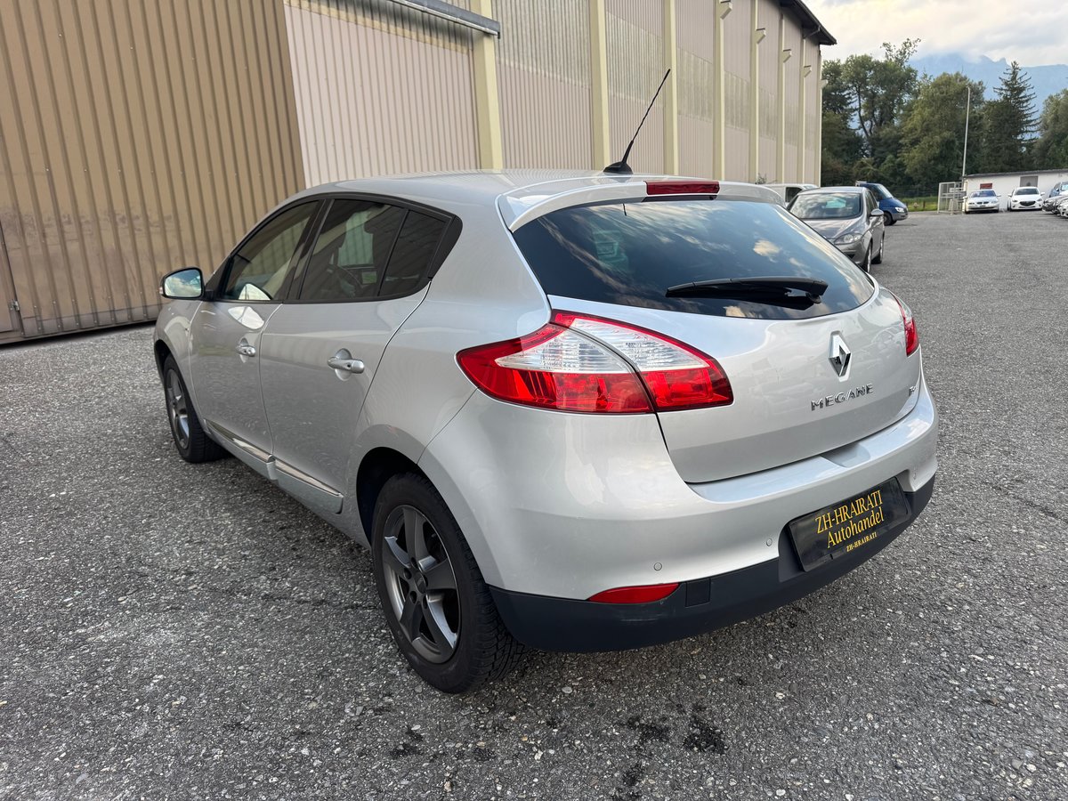 RENAULT Mégane 1.2 16V Turbo Swiss Edition EDC, Petrol, Second hand / Used, Automatic - 5