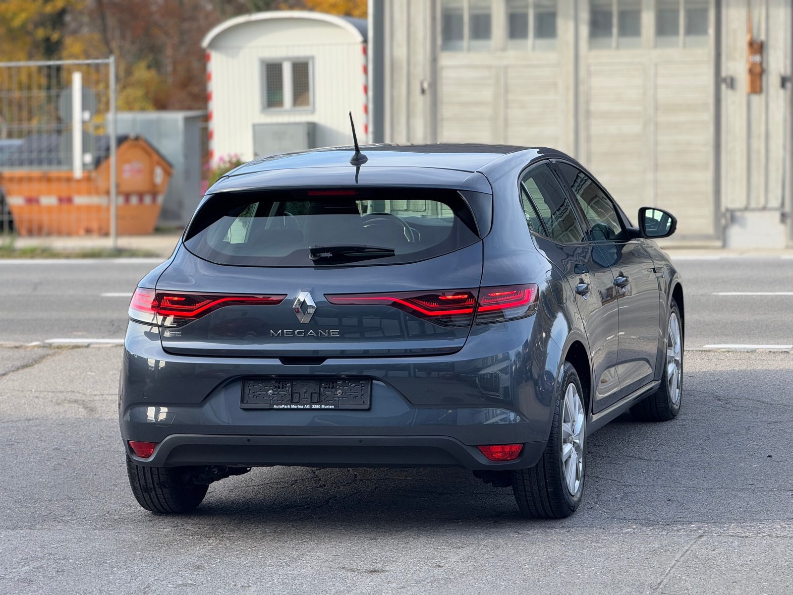 RENAULT Mégane Berline 1.3 16V Turbo Zen, Benzin, Occasion / Gebraucht, Handschaltung - 5