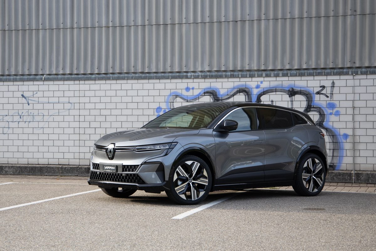 RENAULT Mégane E-Tech iconic, Elettrica, Occasioni / Usate, Automatico - 3