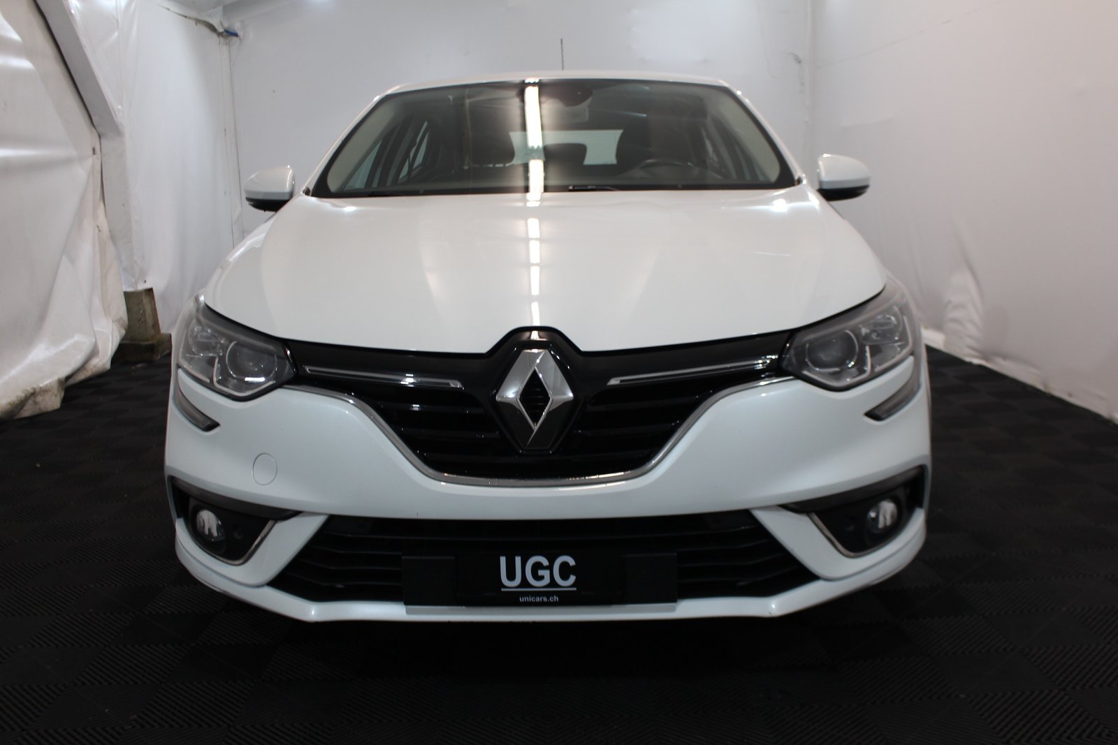 RENAULT Mégane 1.2 TCe 130 Zen EDC, Essence, Occasion / Utilisé, Automatique - 2