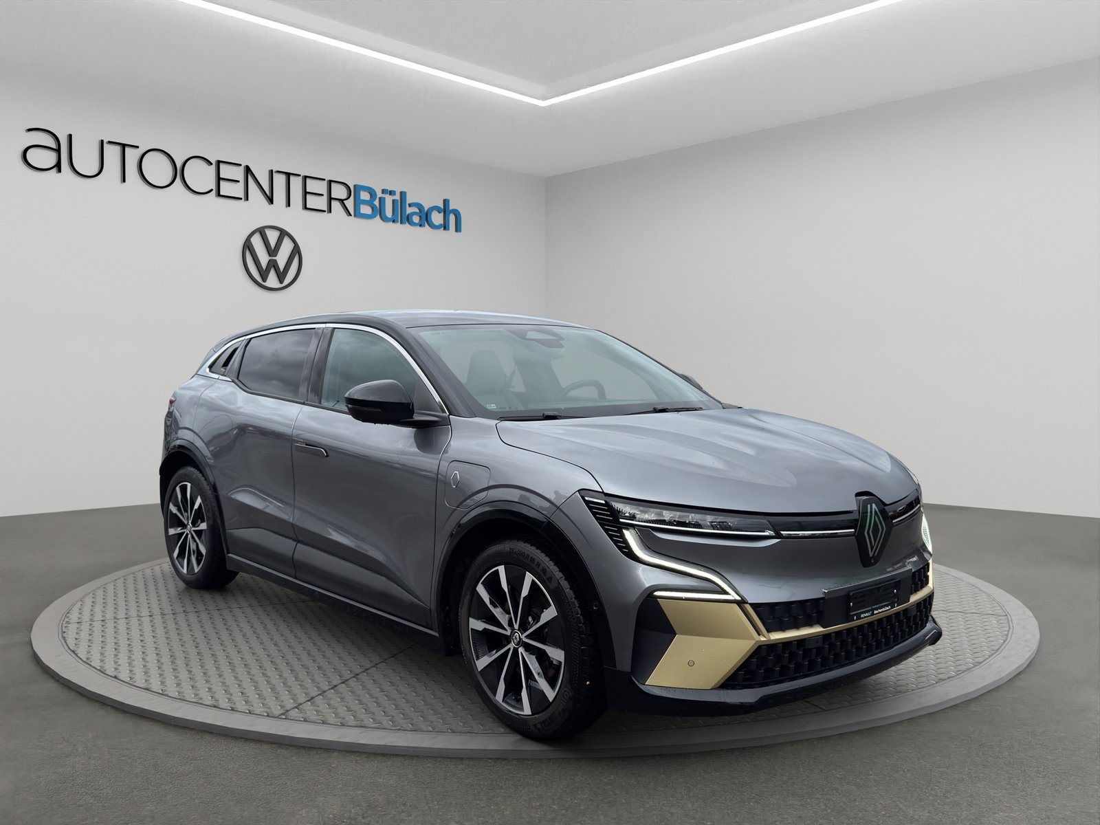 RENAULT Mégane E-TECH EV60 Iconic, Electric, Second hand / Used, Automatic - 3