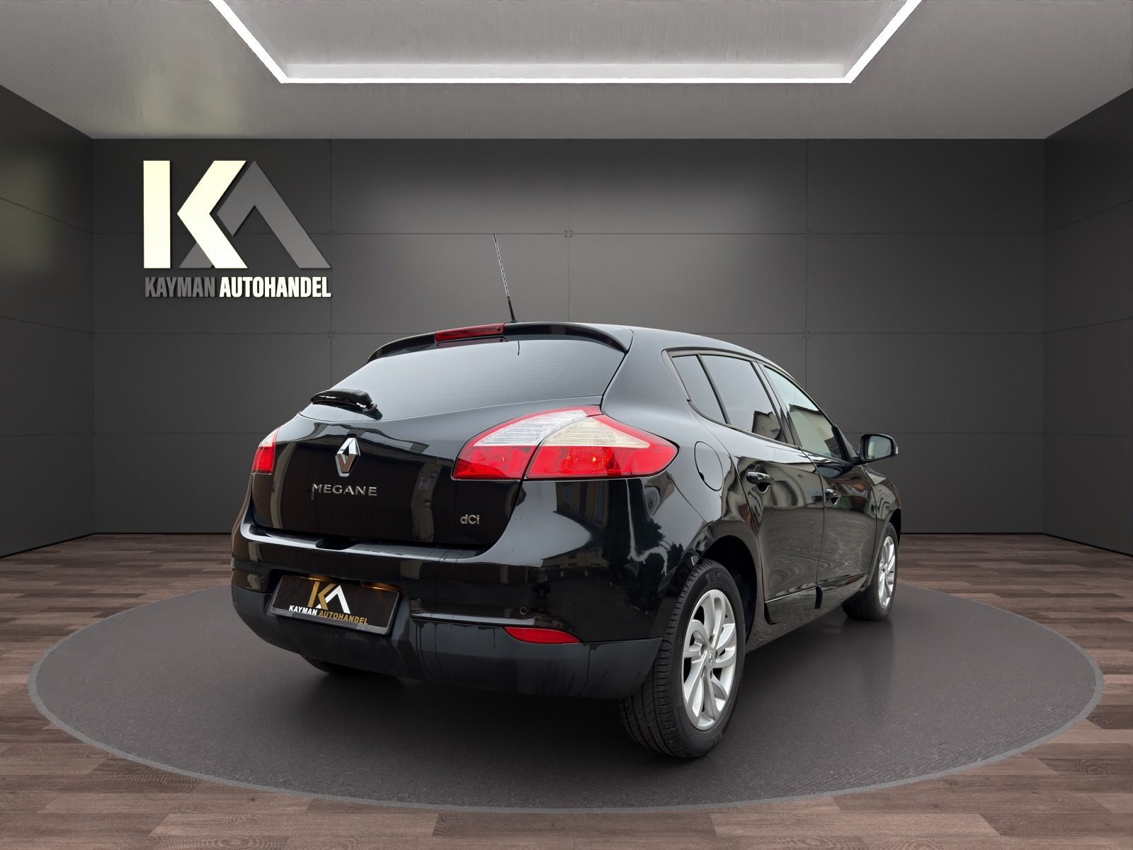 RENAULT Mégane 1.5 dCi Dynamique EDC, Diesel, Second hand / Used, Automatic - 4