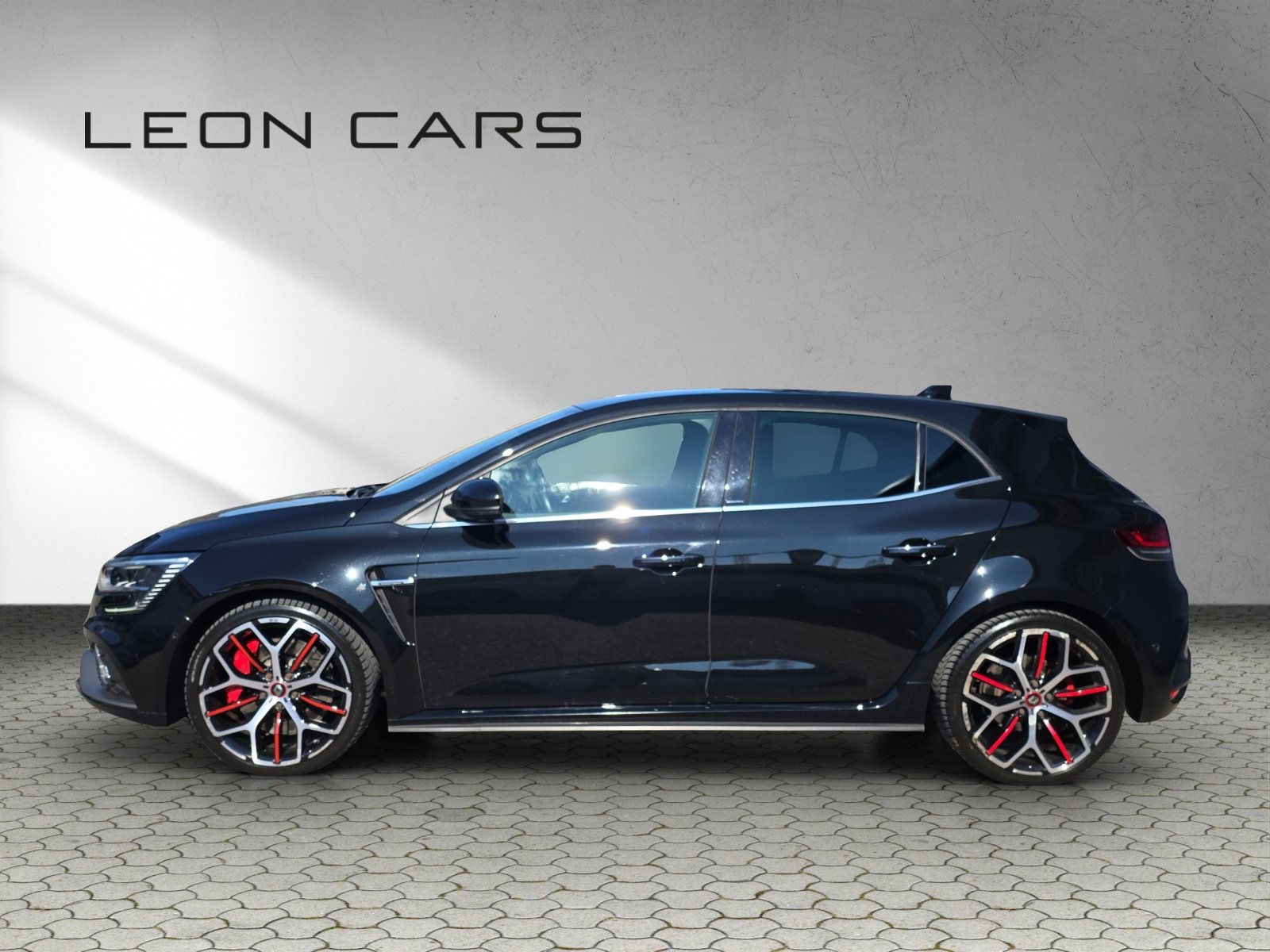 RENAULT Mégane Trophy 300 EDC, Essence, Occasion / Utilisé, Automatique - 4