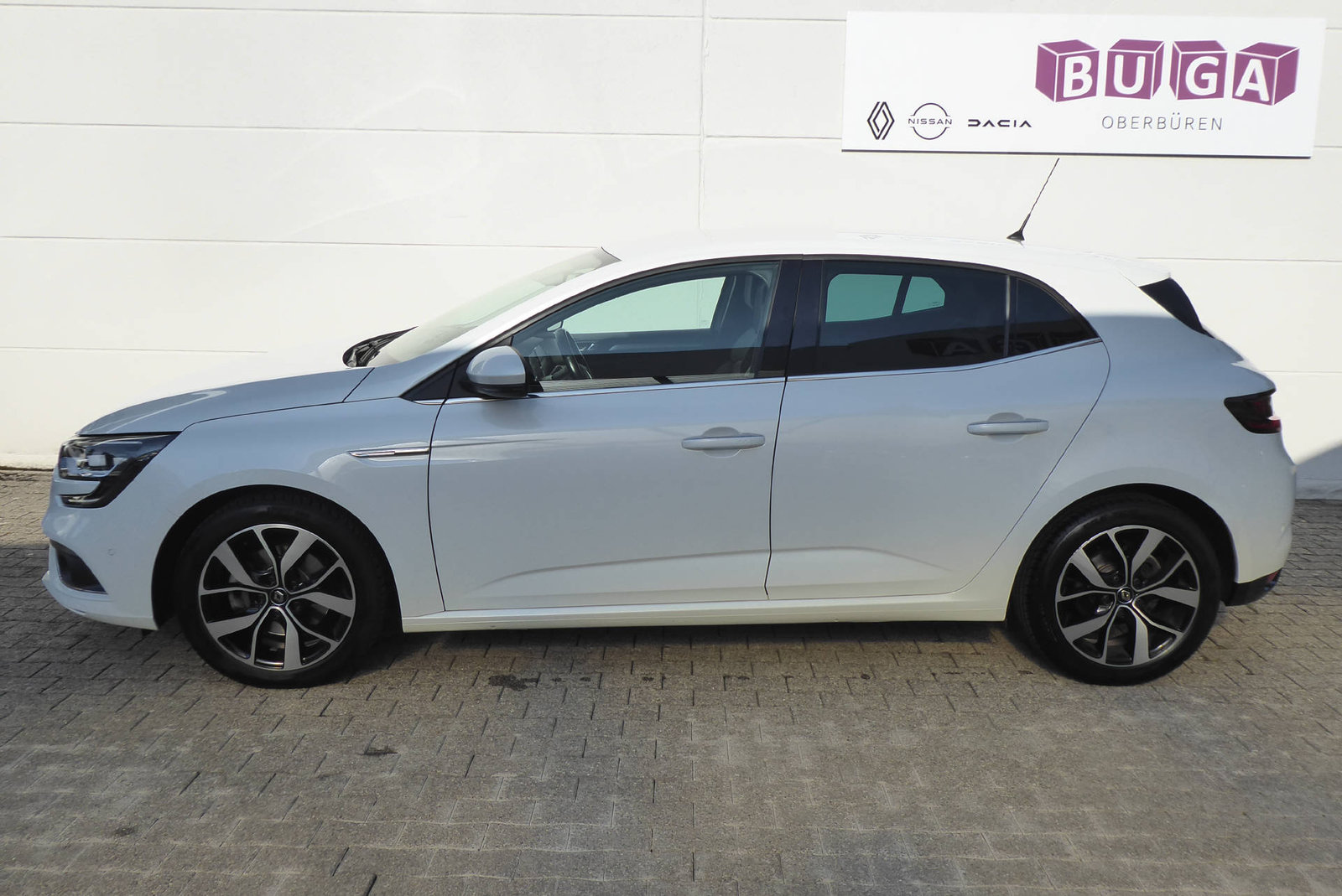 RENAULT Mégane 1.3 TCe 160 Intens EDC, Benzin, Occasion / Gebraucht, Automatik - 2