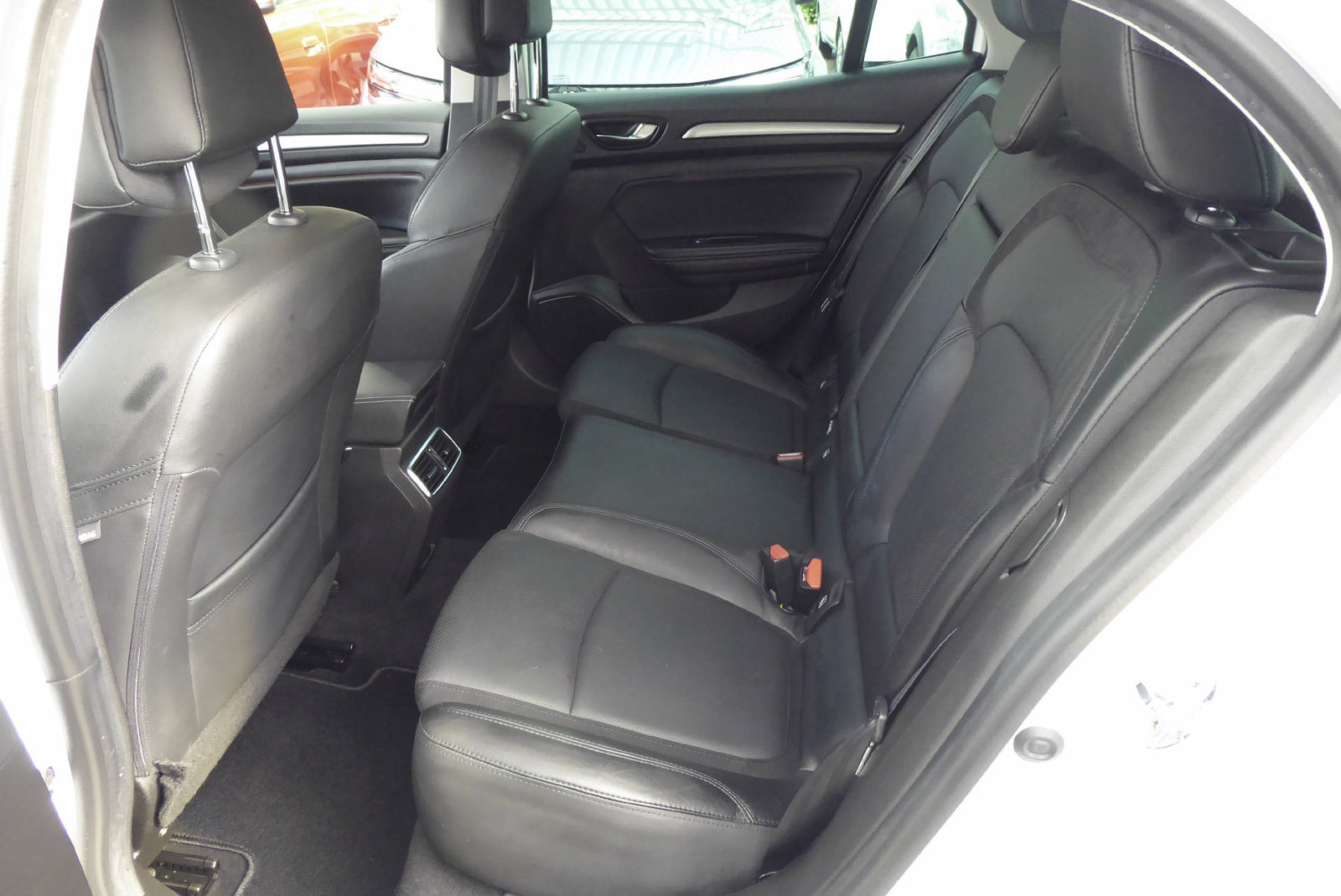 RENAULT Mégane 1.3 TCe 160 Intens EDC, Benzin, Occasion / Gebraucht, Automatik - 6