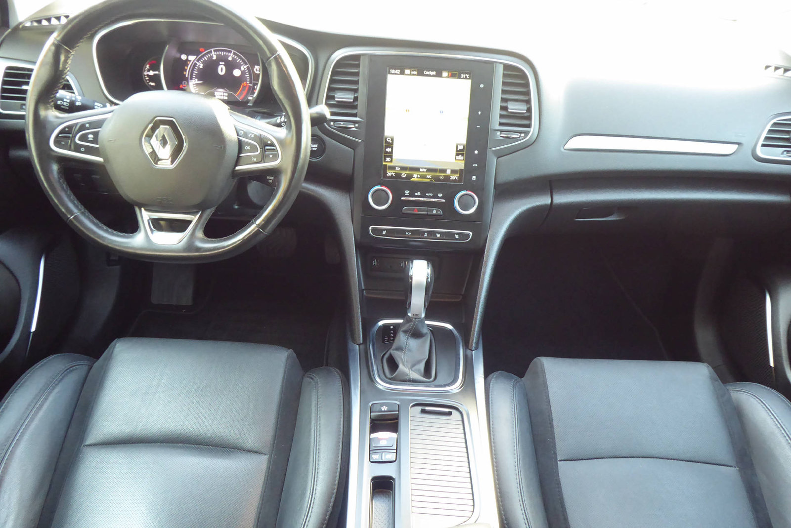 RENAULT Mégane 1.3 TCe 160 Intens EDC, Benzin, Occasion / Gebraucht, Automatik - 7