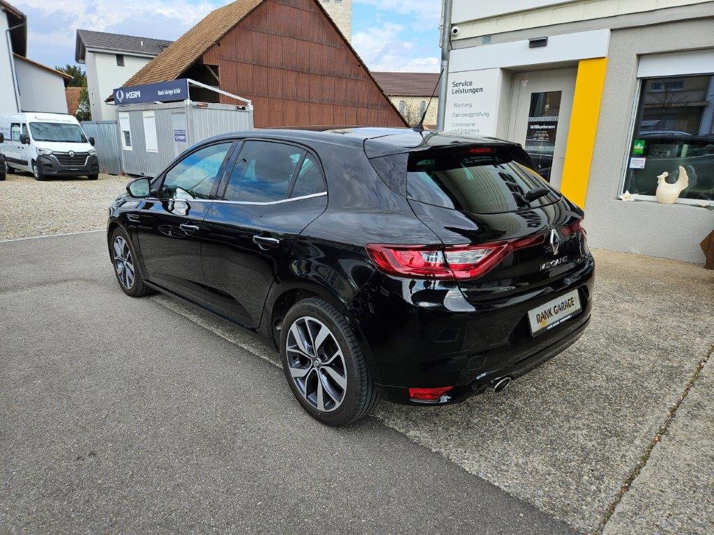 RENAULT Mégane 1.5 dCi Bose, Diesel, Second hand / Used, Manual - 6