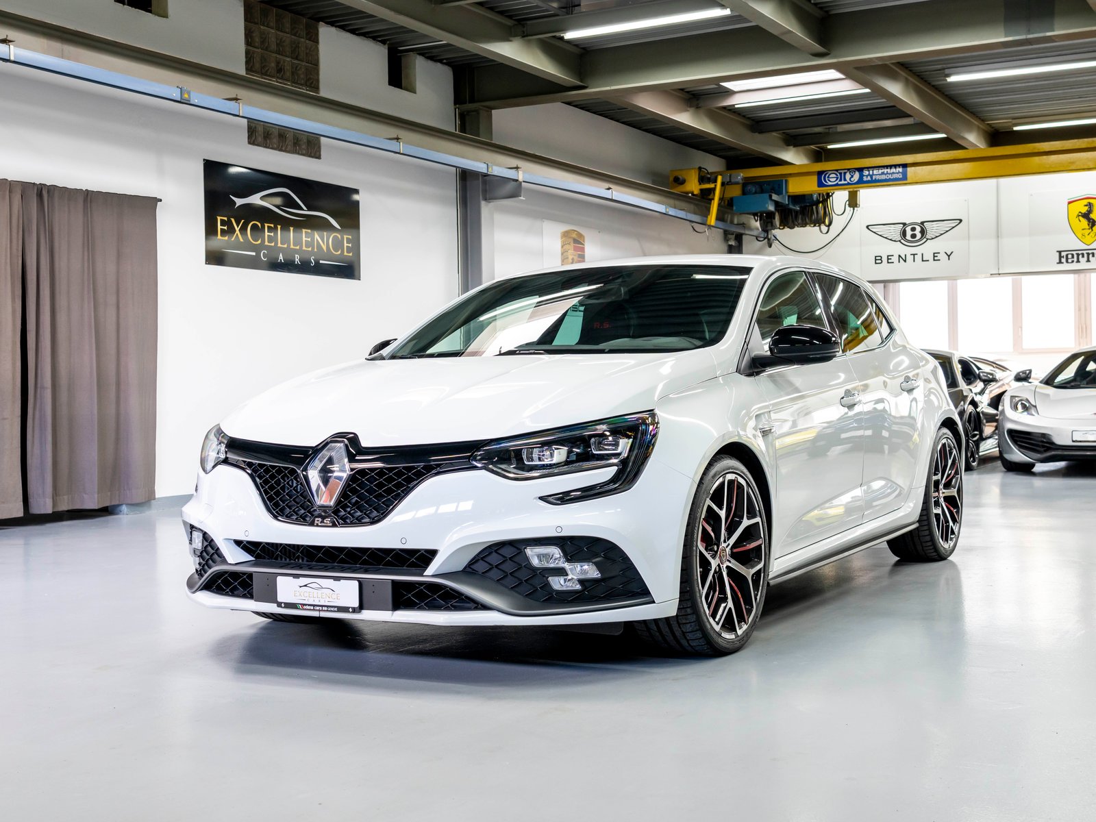 RENAULT Mégane RS Trophy 300