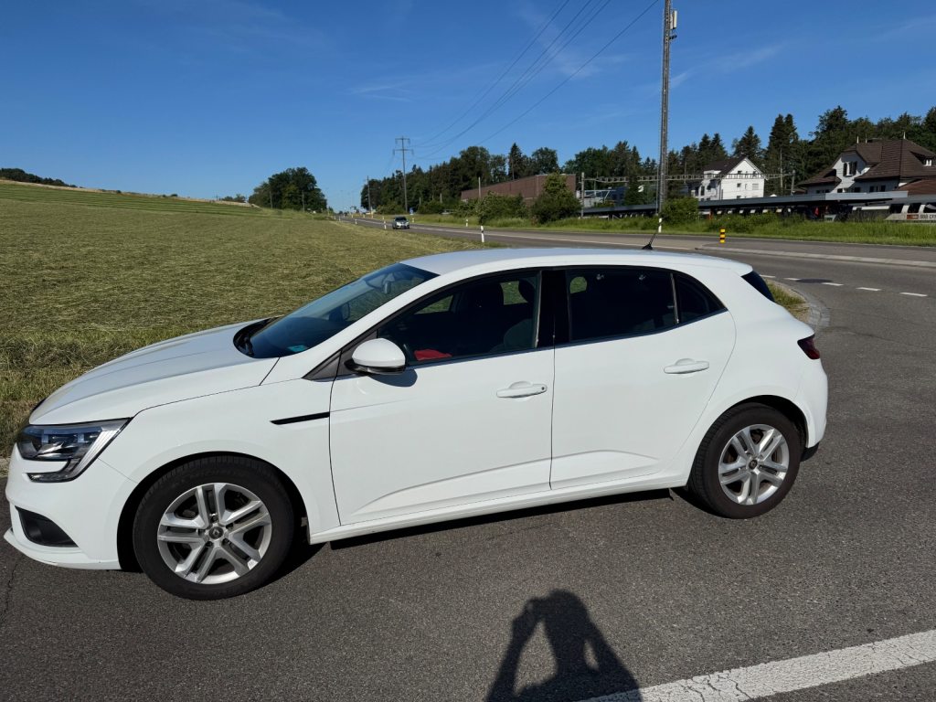 RENAULT MÉGANE 1.2 TCe Zen, Benzin, Occasion / Gebraucht, Handschaltung - 2