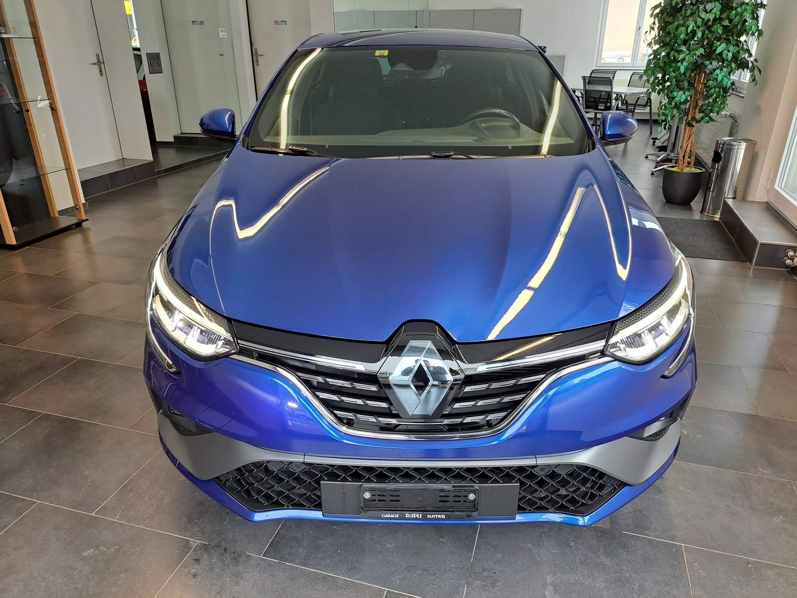 RENAULT Mégane Berline 1.3 16V R.S.Line EDC, Petrol, Second hand / Used, Automatic - 2