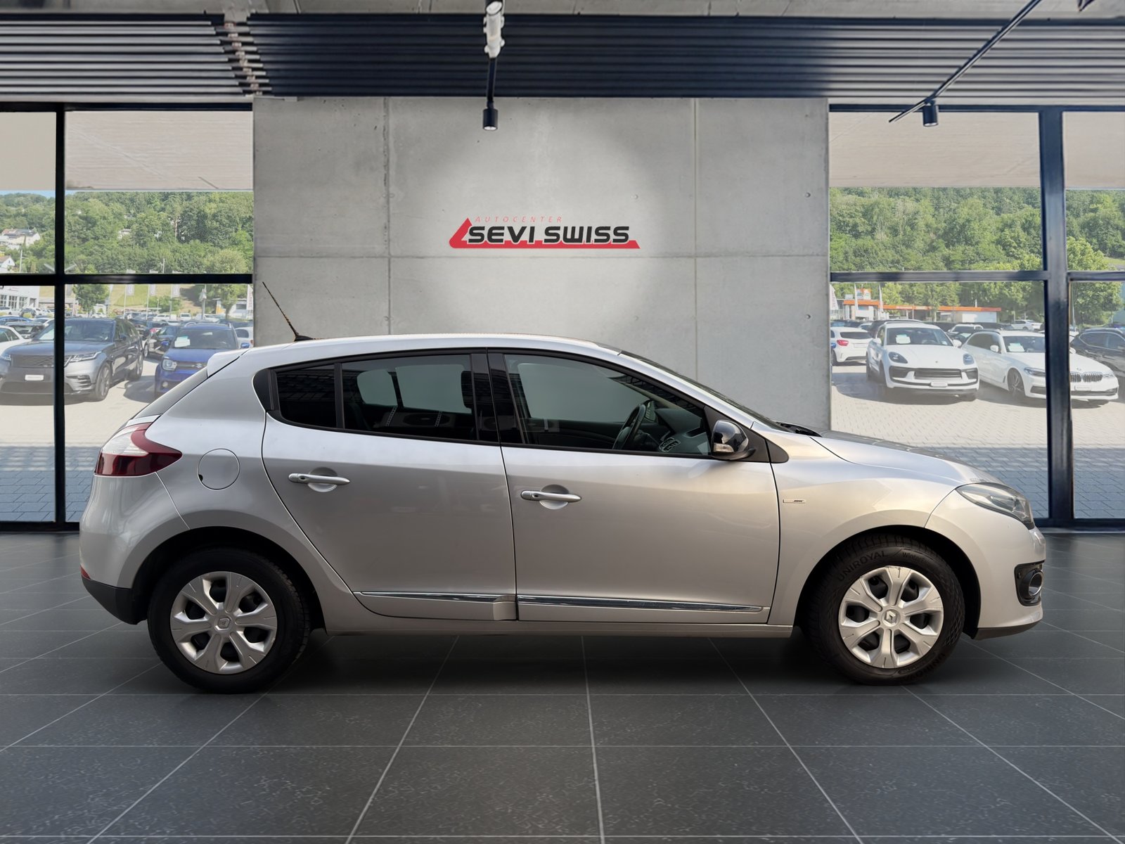 RENAULT Mégane 1.5 dCi Bose EDC, Diesel, Second hand / Used, Automatic - 2