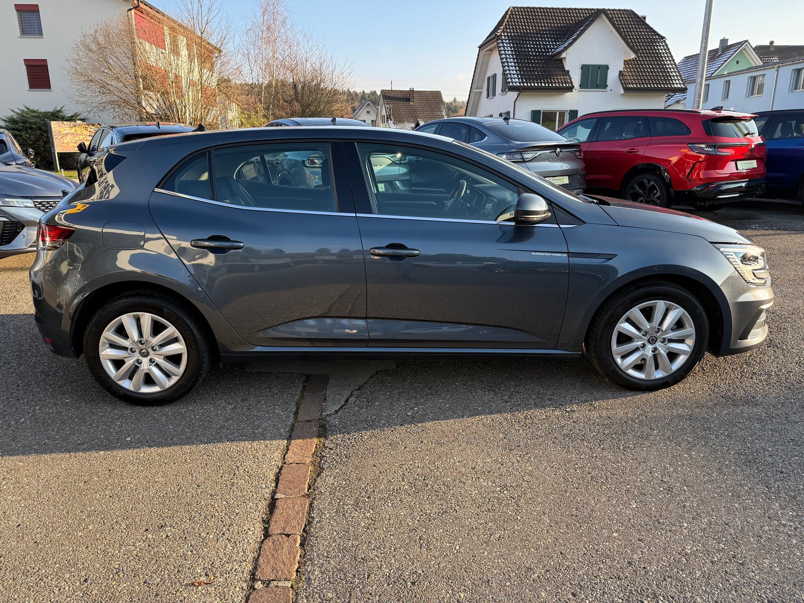 RENAULT Mégane Berline 1.3 16V Turbo Zen, Petrol, Second hand / Used, Manual - 4