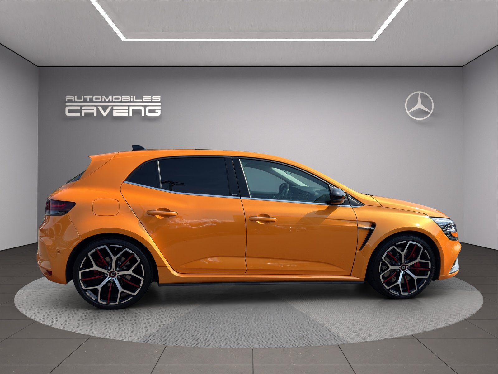 RENAULT Mégane Trophy 300 EDC, Petrol, Second hand / Used, Automatic - 6