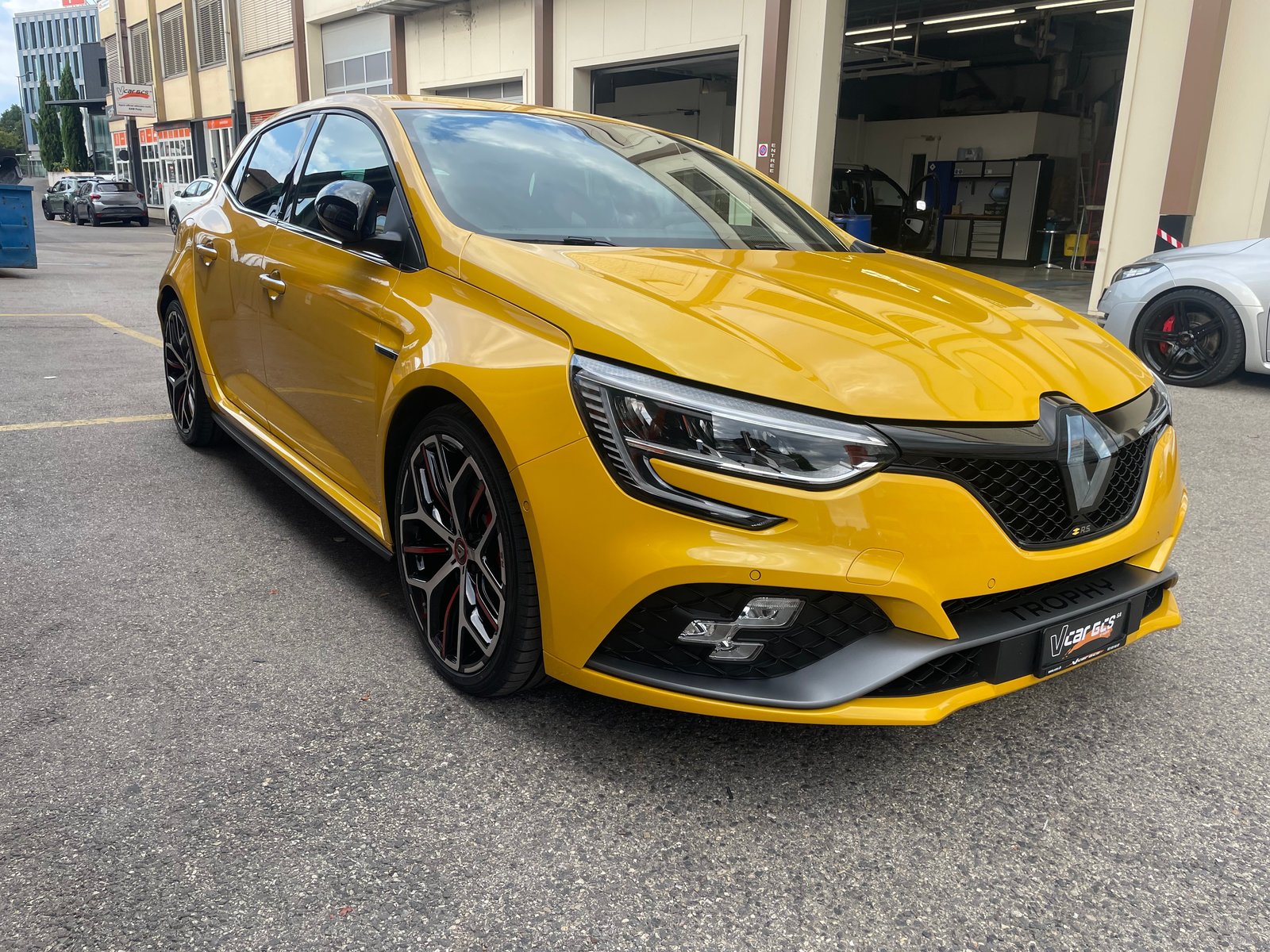 RENAULT Mégane R.S. 300 EDC, Essence, Occasion / Utilisé, Automatique - 6