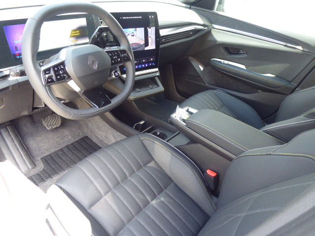 RENAULT Mégane E-Tech iconic 60 kWh, Elektro, Occasion / Gebraucht, Automatik - 5