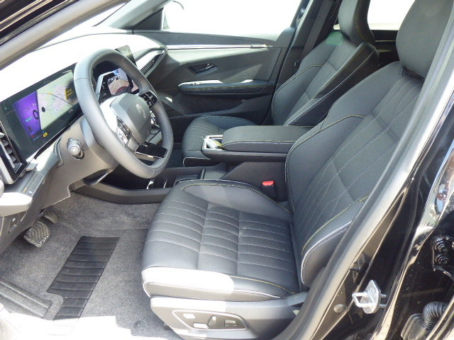 RENAULT Mégane E-Tech iconic 60 kWh, Elektro, Occasion / Gebraucht, Automatik - 6