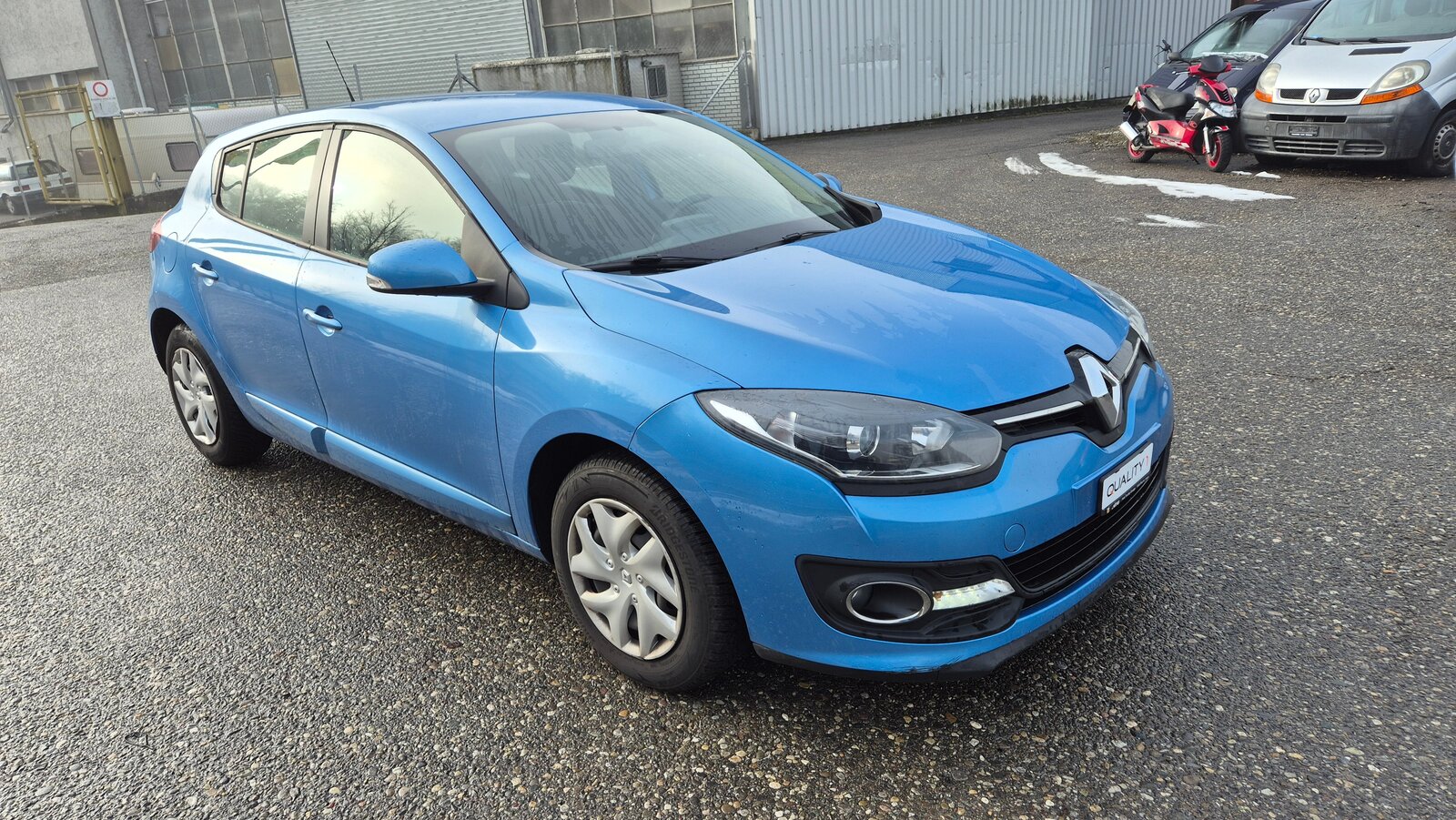 RENAULT Mégane 1.5 dCi Swiss Edition, Diesel, Second hand / Used, Manual - 4