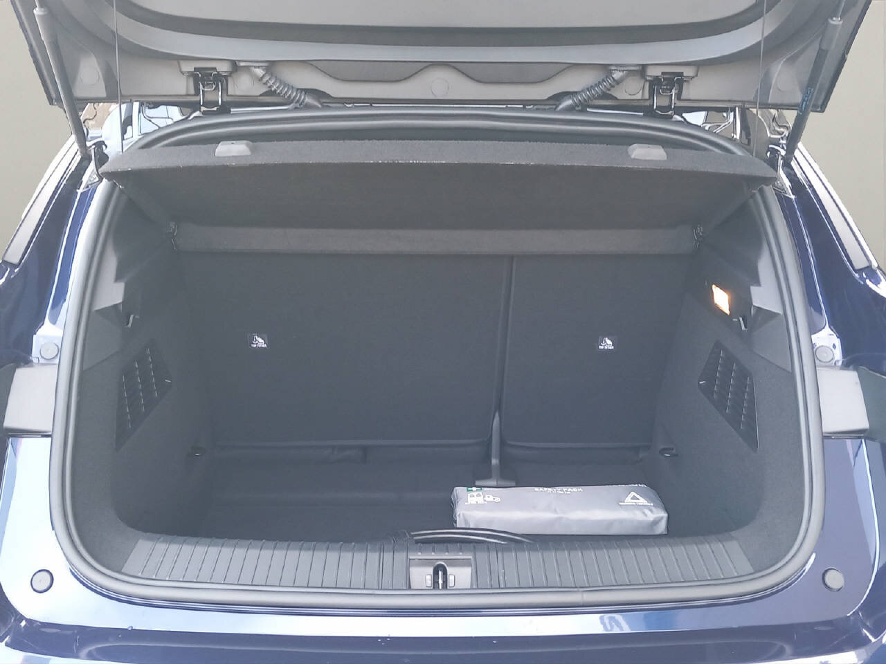 RENAULT Mégane E-Tech techno, Électrique, Occasion / Utilisé, Automatique - 6