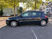 RENAULT Mégane 1.6 16V Dynamique, Essence, Occasion / Utilisé, Automatique - 5