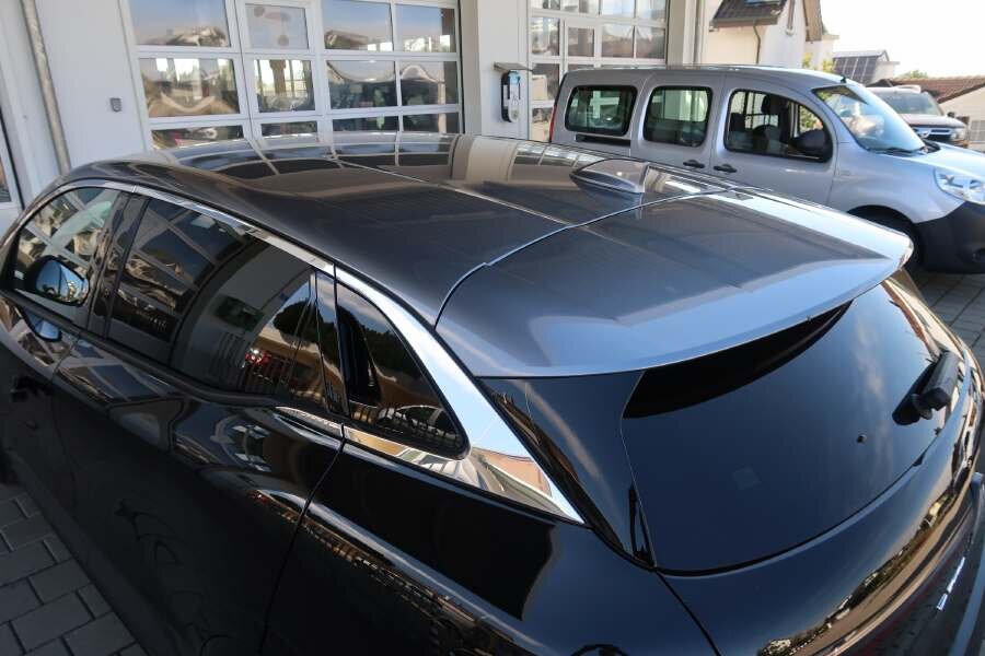 RENAULT Mégane E-Tech iconic, Electric, Second hand / Used, Automatic - 5