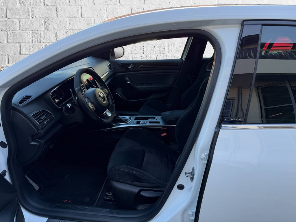 RENAULT Megane R.S.Trophy 300 EDC, Essence, Occasion / Utilisé, Automatique - 6