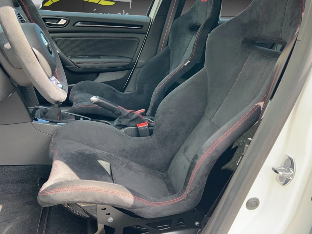RENAULT Mégane R.S. Trophy-R 300, Petrol, Second hand / Used, Manual - 6
