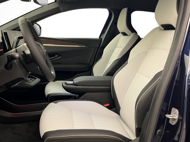 RENAULT Megane E-Tech iconic, Electric, Ex-demonstrator, Automatic - 5
