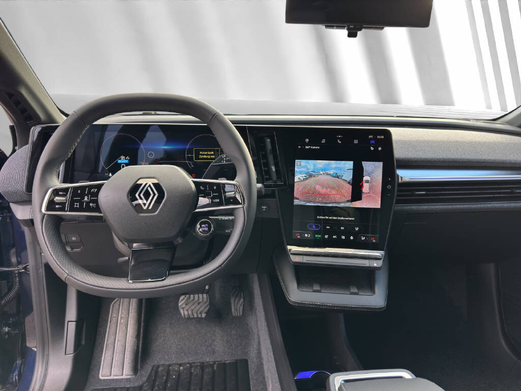 RENAULT Mégane E-Tech techno, Electric, Ex-demonstrator, Automatic - 5