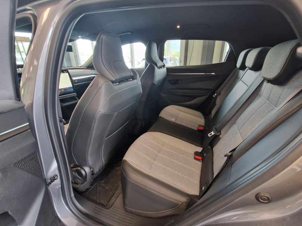 RENAULT MÉGANE techno E-Tech, Électrique, Voiture de démonstration, Automatique - 7
