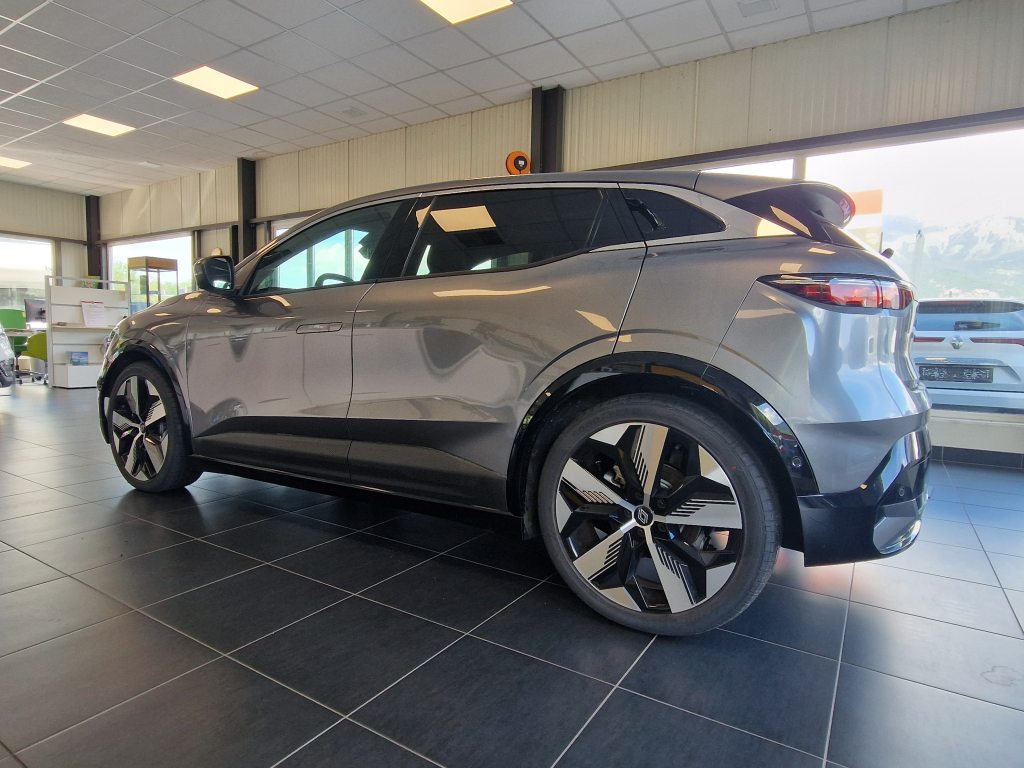 RENAULT MÉGANE techno E-Tech, Électrique, Voiture de démonstration, Automatique - 4