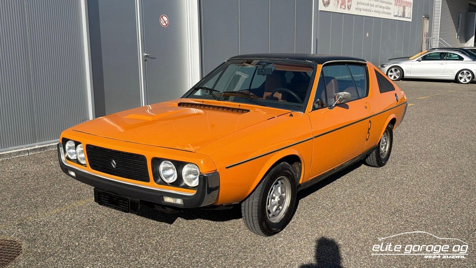 RENAULT R17