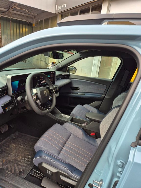 RENAULT R4 E-Tech Comfort Range techno, Elettrica, Auto dimostrativa, Automatico - 7